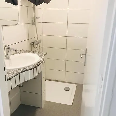 Confortable Appart De 2 Chambres Au Coeur De Cocody Echillais
